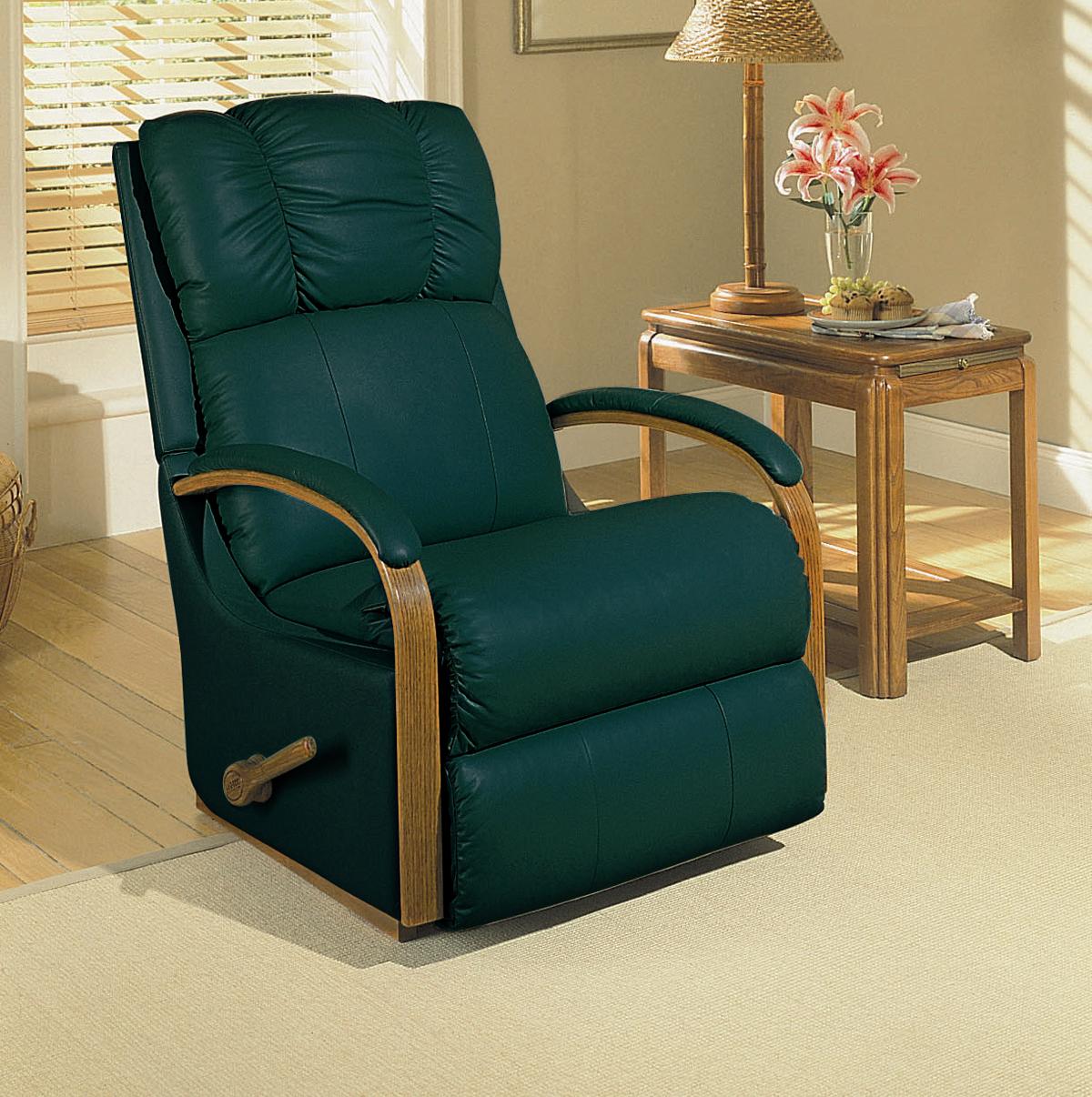La Z Boy Recliners 015532 Harbor Town Reclina Way Reclining Chair Arwood s Furniture Recliner Wall Recliner